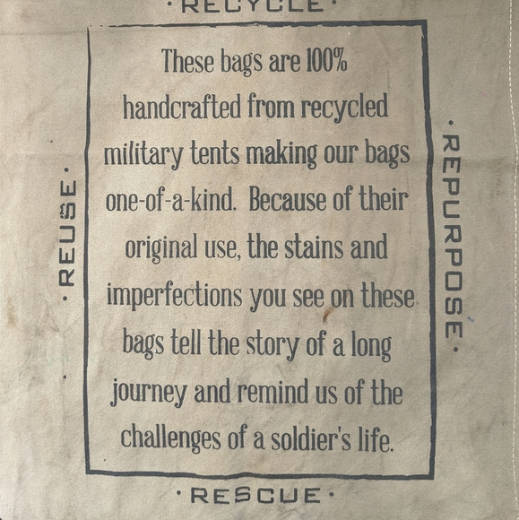 Vintage Truck canvas tablet cover - Picture 3 of 3